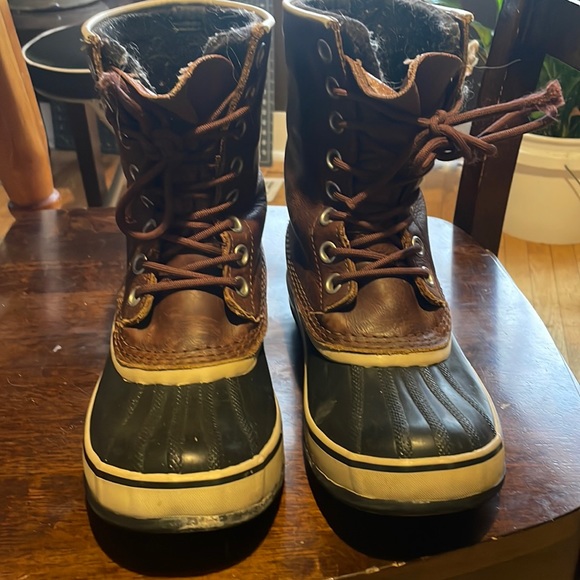 Sorrel Winter Duck Boots - Picture 2 of 3